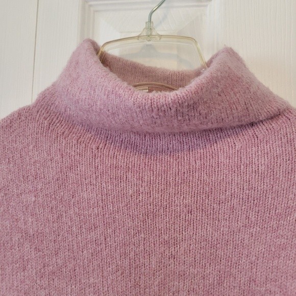 C&C California Pink & Cream Colorblock Mock Neck Wool Blend Sweater Size Medium - Picture 4 of 7